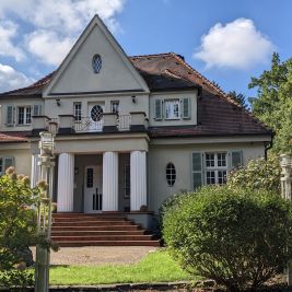 Sanierung denkmalgeschützter Villa im Dresdner Umland